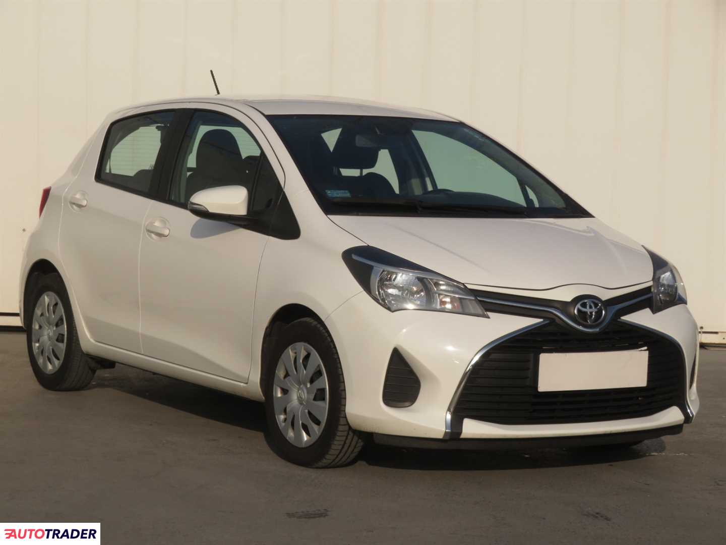 Toyota Yaris 2016 1.0 68 KM Toyota Yaris 2016 1.0 68 KM