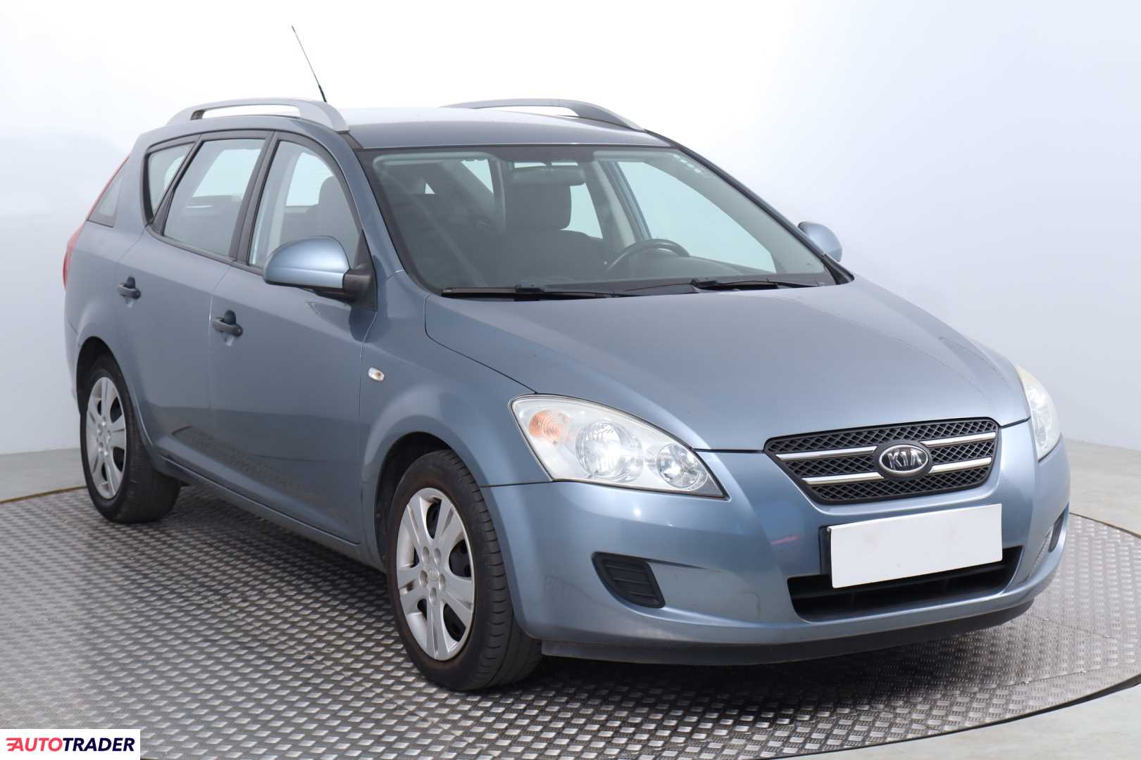 Kia Ceed 2008 1.6 113 KM