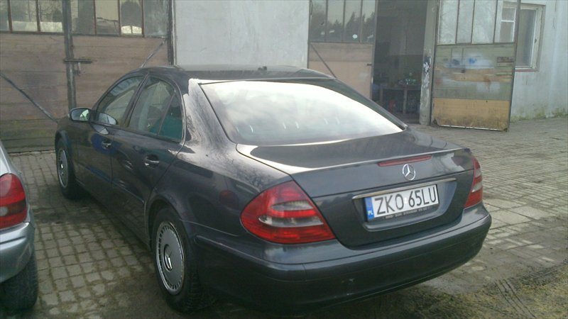 Mercedes 2003 2.2