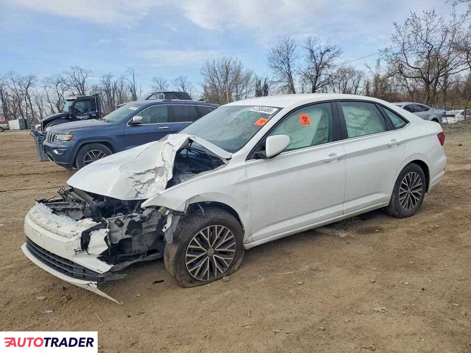 Volkswagen Jetta 2021 1