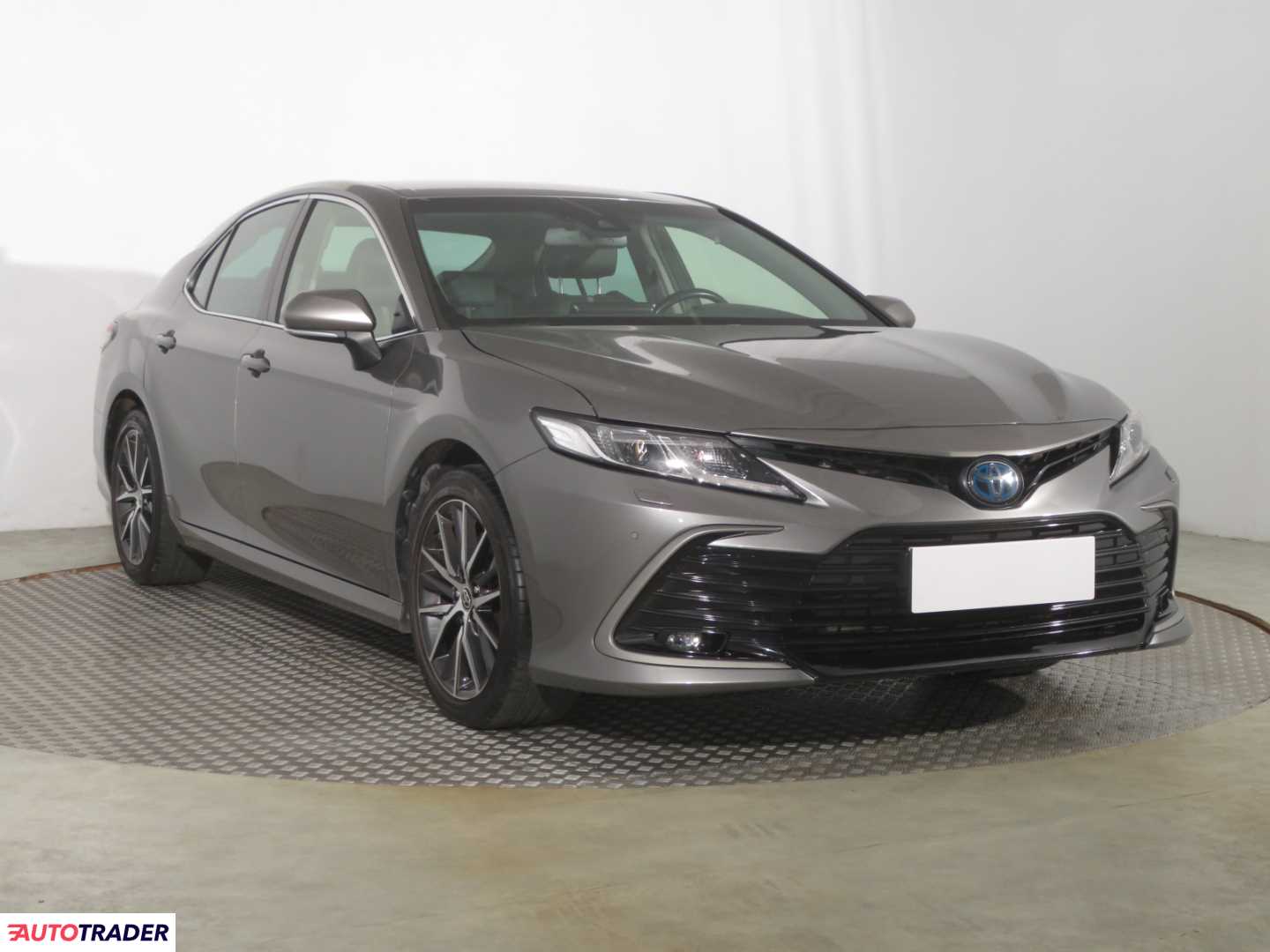 Toyota Camry 2021 2.5 214 KM