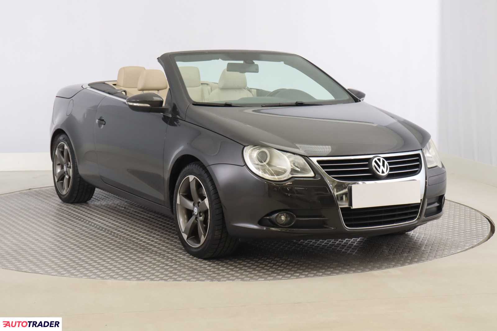 Volkswagen Eos 2011 2.0 138 KM