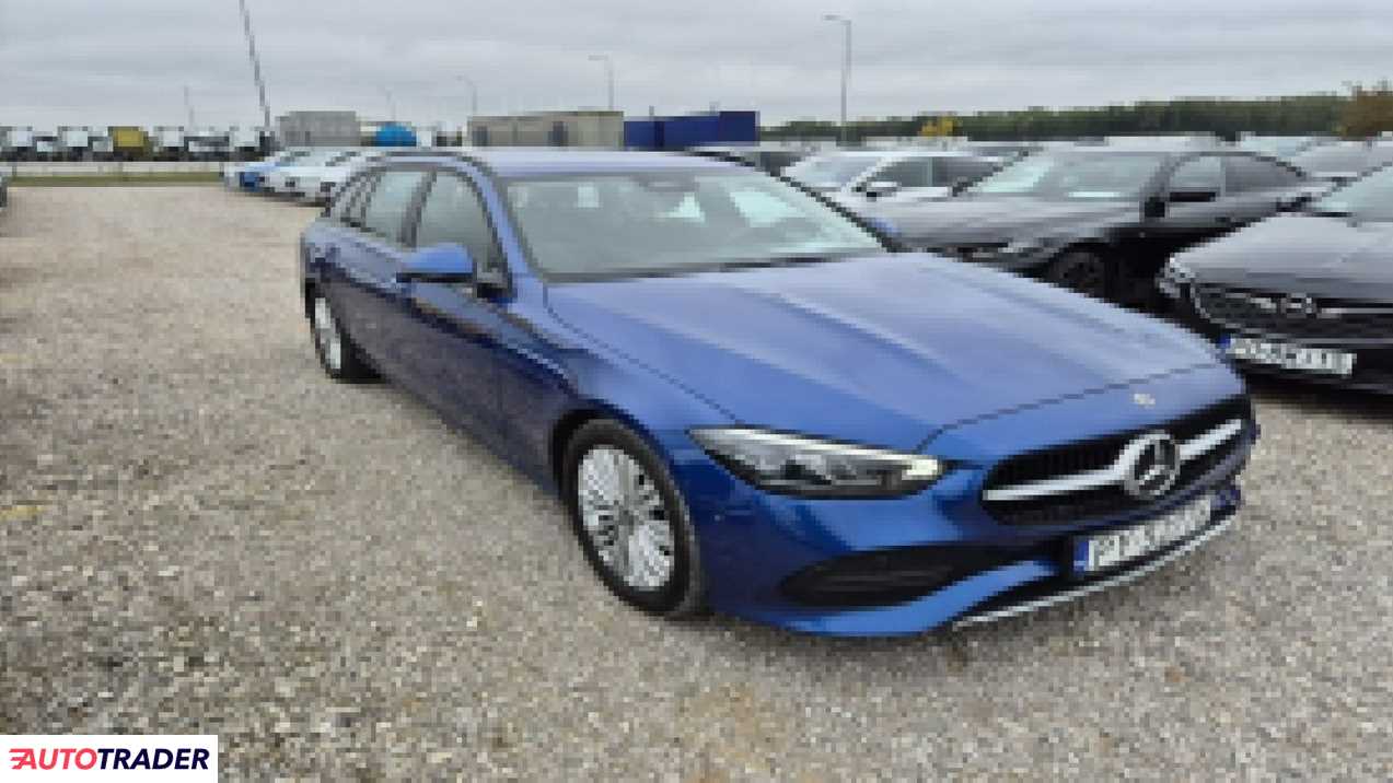 Mercedes C-klasa 2023 2.0 163 KM