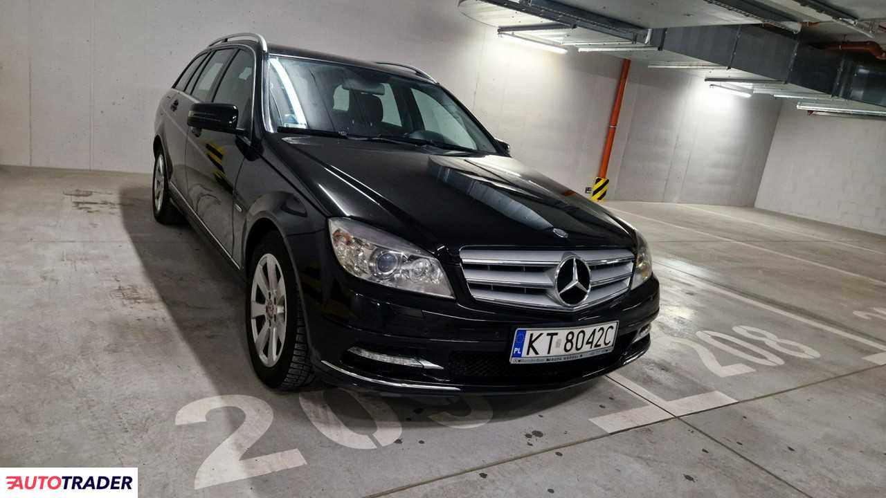 Mercedes C-klasa 2010 1.8 184 KM Mercedes C-klasa 2010 1.8 184 KM
