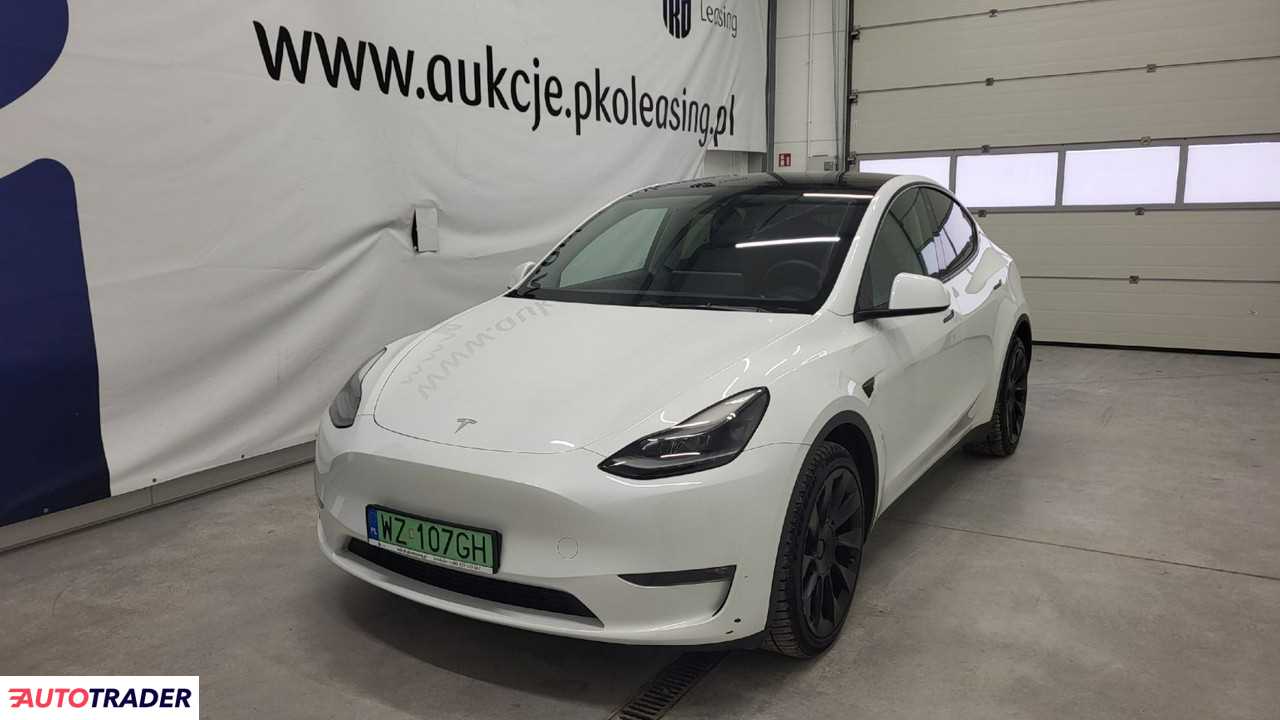 Tesla Model Y 2023 514 KM