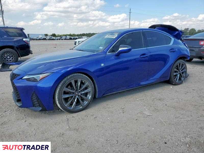 Lexus IS 2022 3