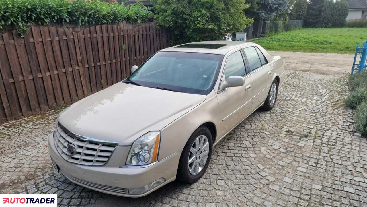 Cadillac Pozostałe 2011 4.6 325 KM