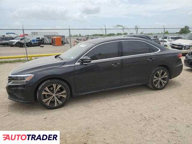 Volkswagen Passat 2.0 benzyna 2021r. (HOUSTON)