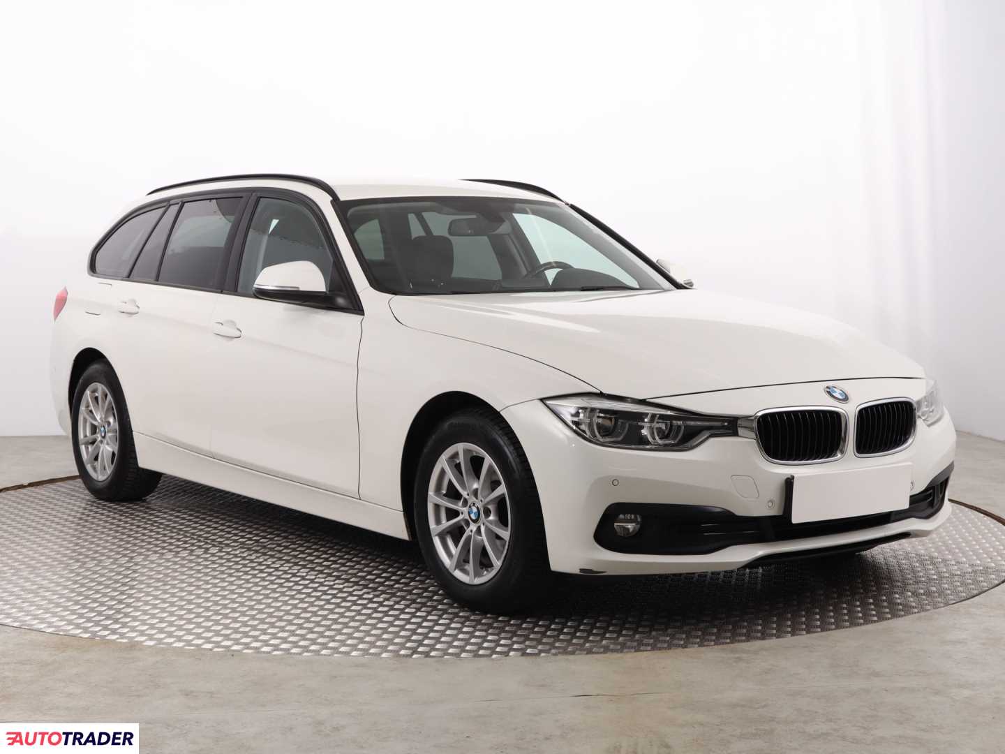 BMW 318 2017 2.0 147 KM