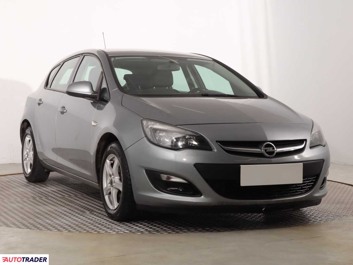 Opel Astra 2013 1.4 138 KM