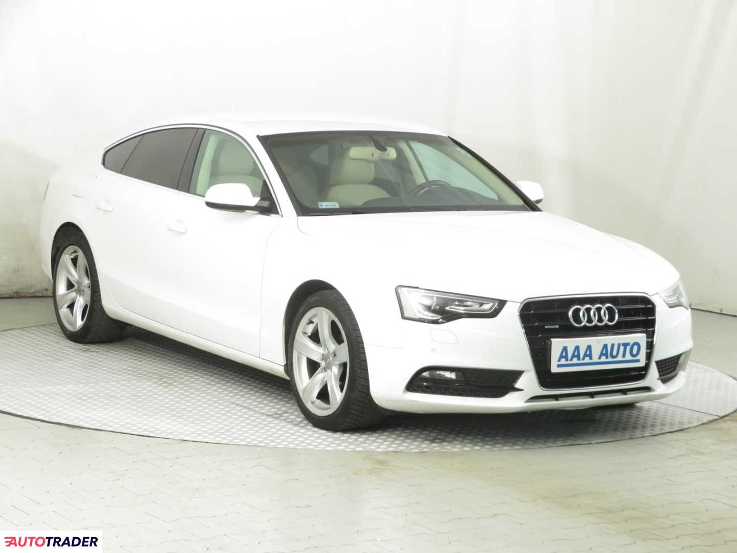 Audi A5 2014 2.0 207 KM Audi A5 2014 2.0 207 KM