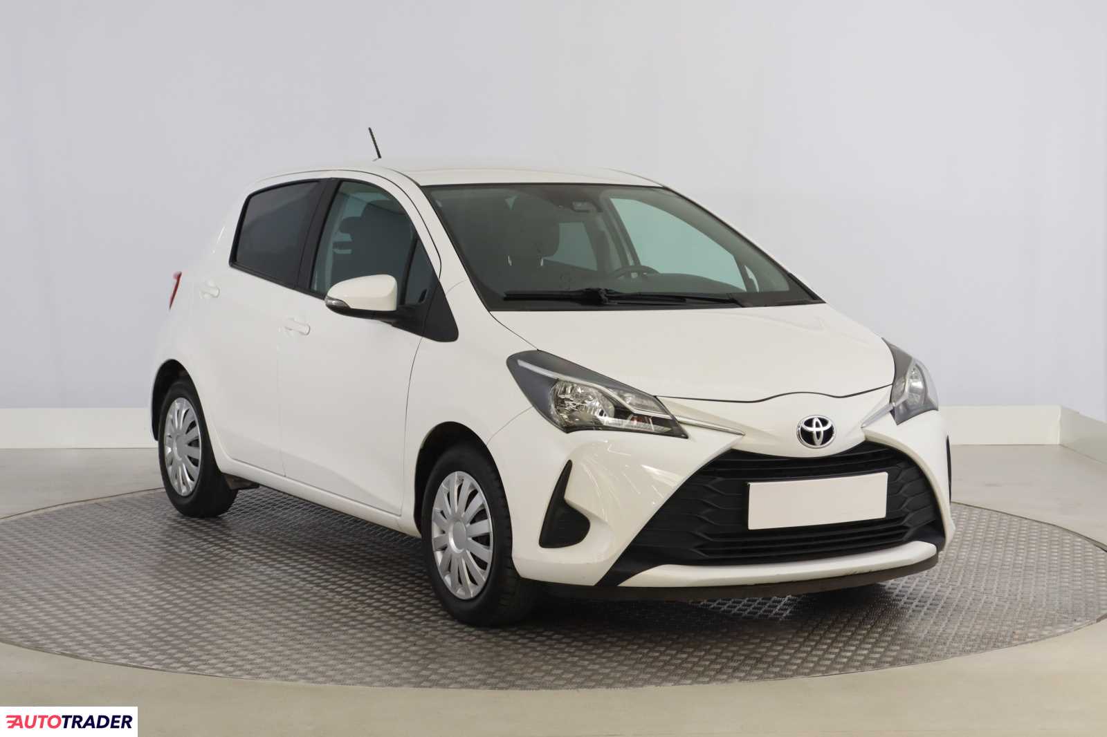 Toyota Yaris 2018 1.5 109 KM