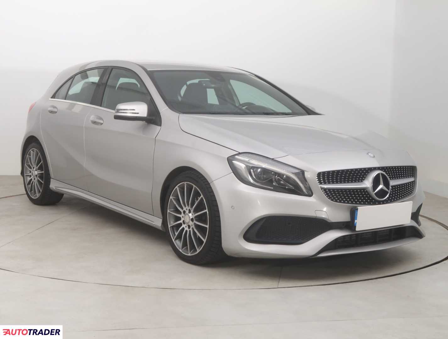 Mercedes A-klasa 2017 1.6 154 KM