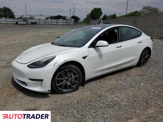 Tesla Model 3 2023