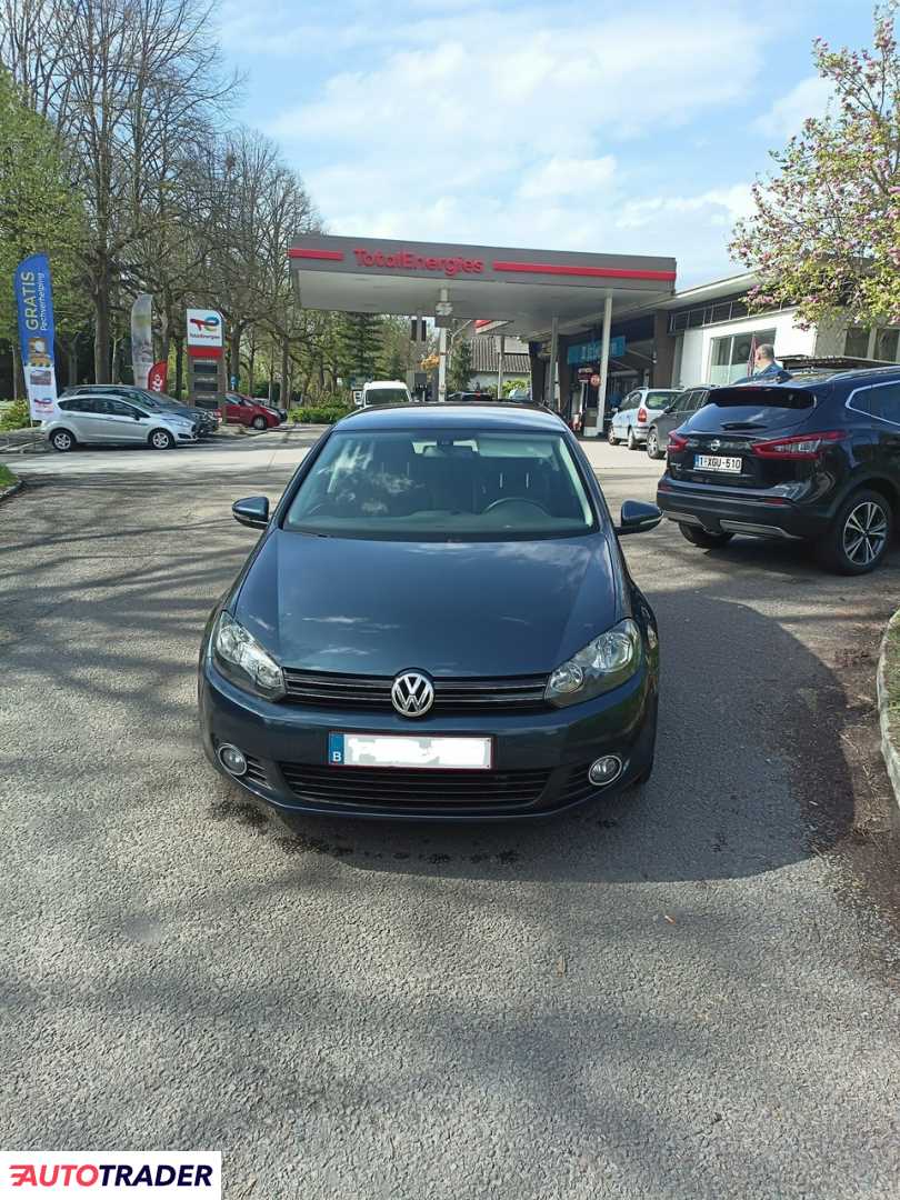Volkswagen Golf 2010 1.6 105 KM