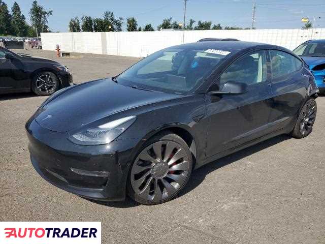 Tesla Model 3 2021