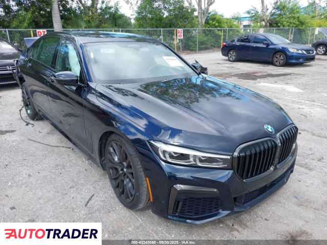 BMW 750 2022 4 BMW 750 2022 4
