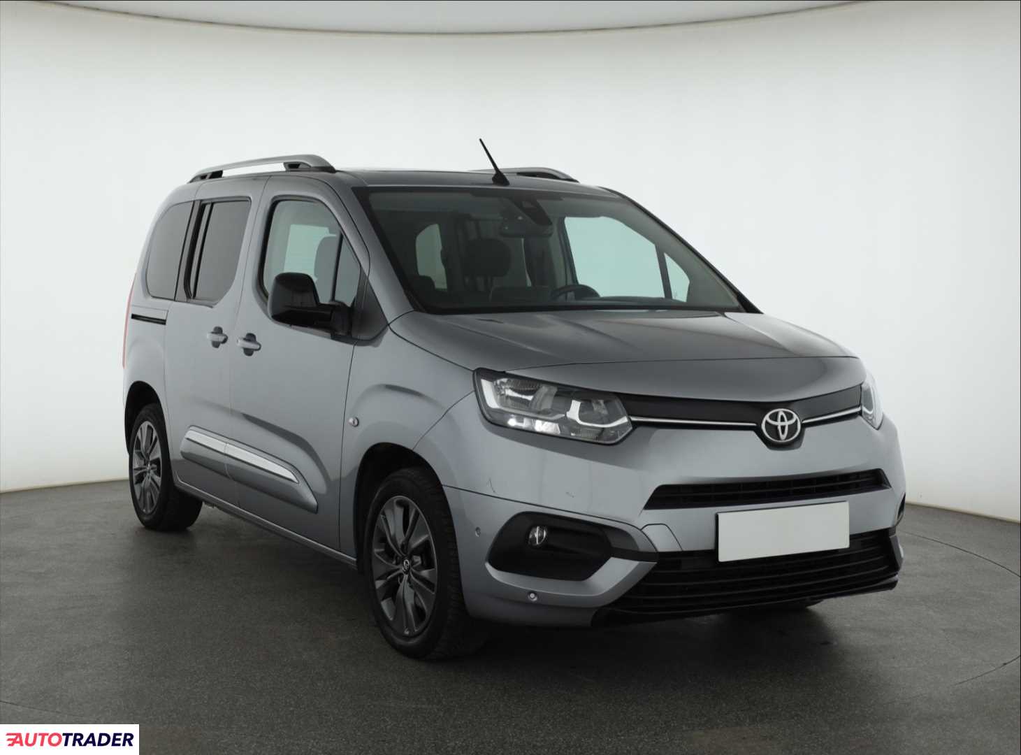 Toyota Pozostałe 2022 1.2 128 KM