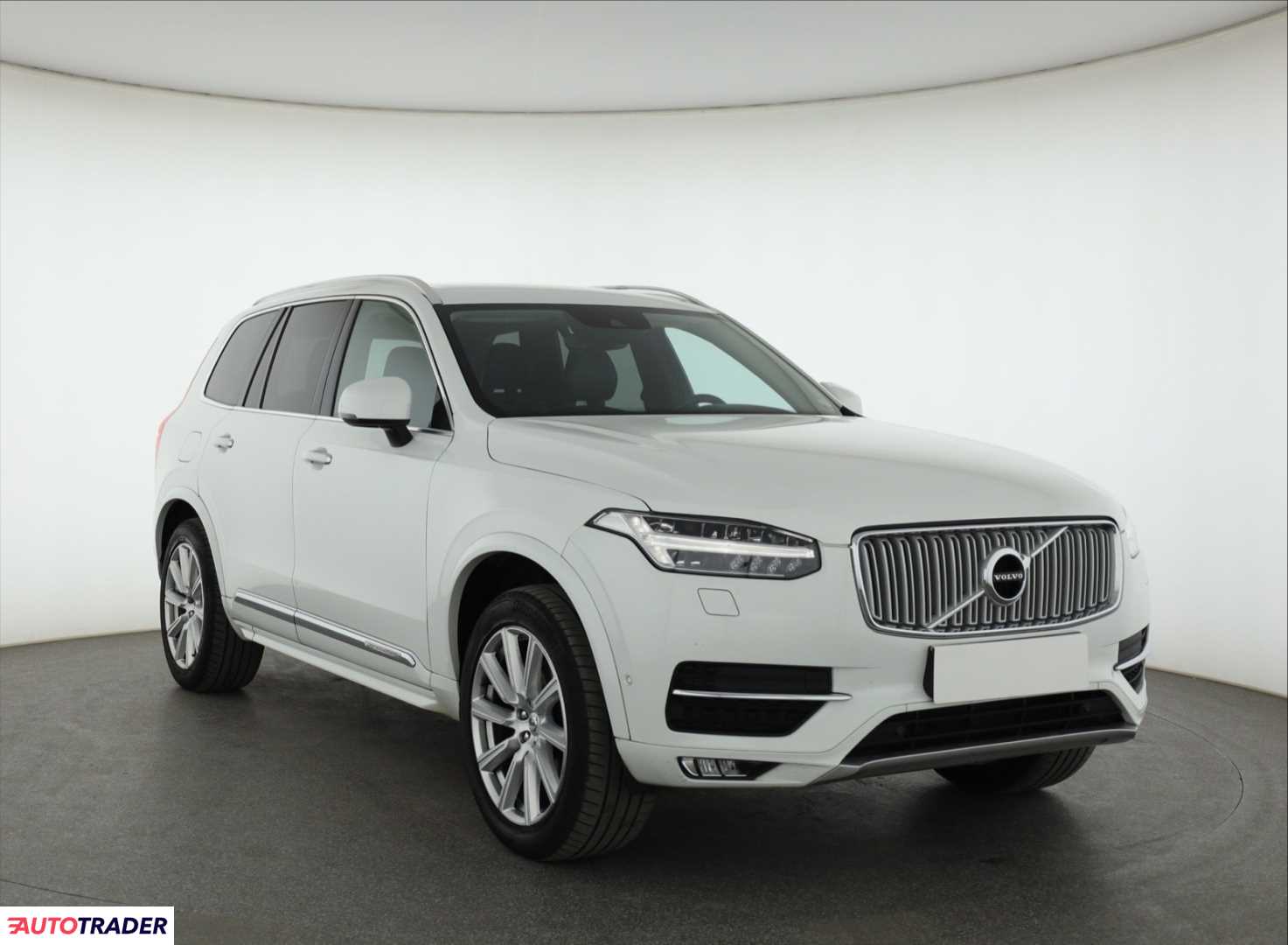 Volvo XC90 2018 2.0 231 KM