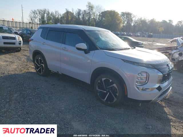 Mitsubishi Outlander 2024 2