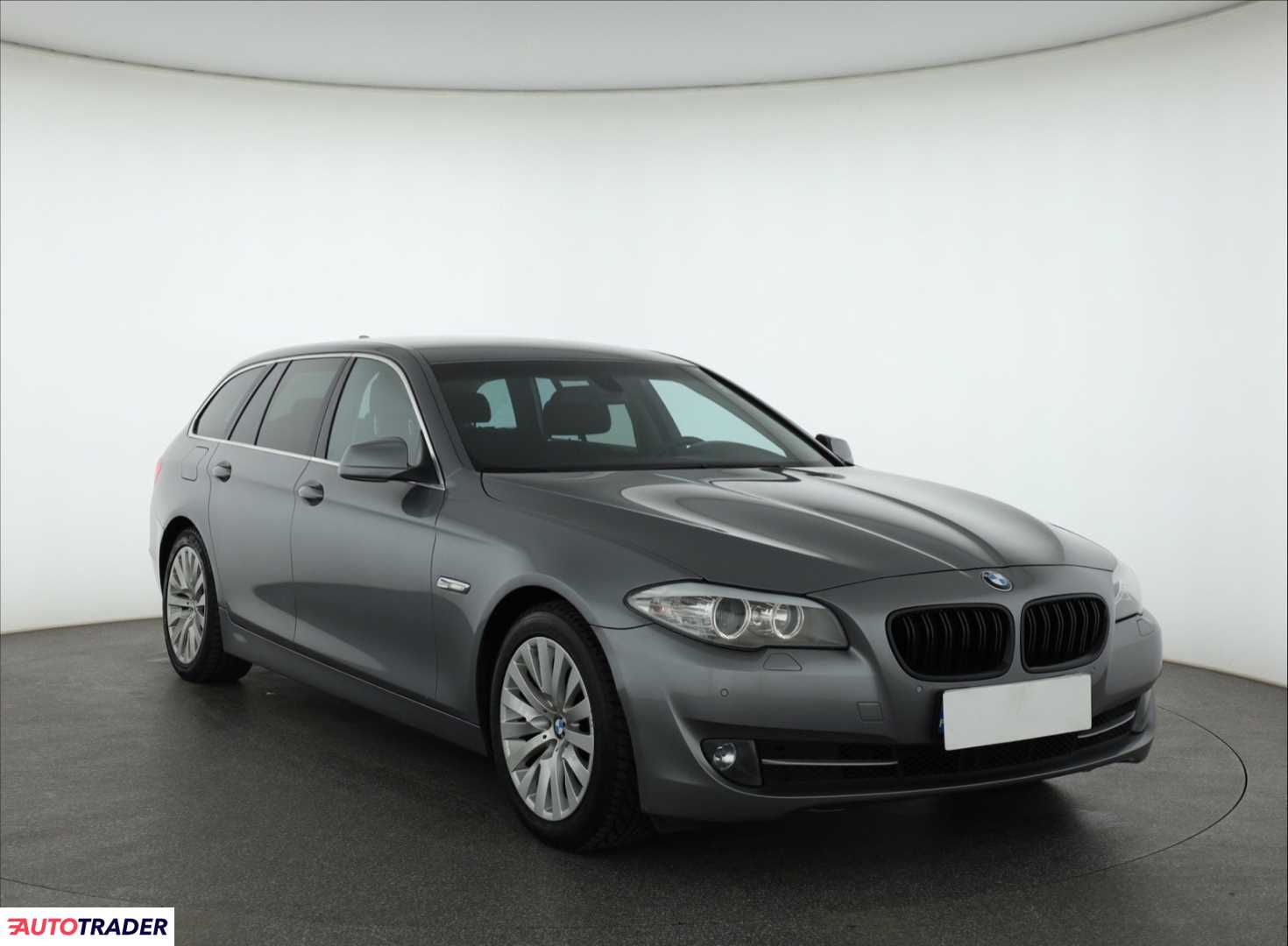 BMW 520 2011 2.0 181 KM