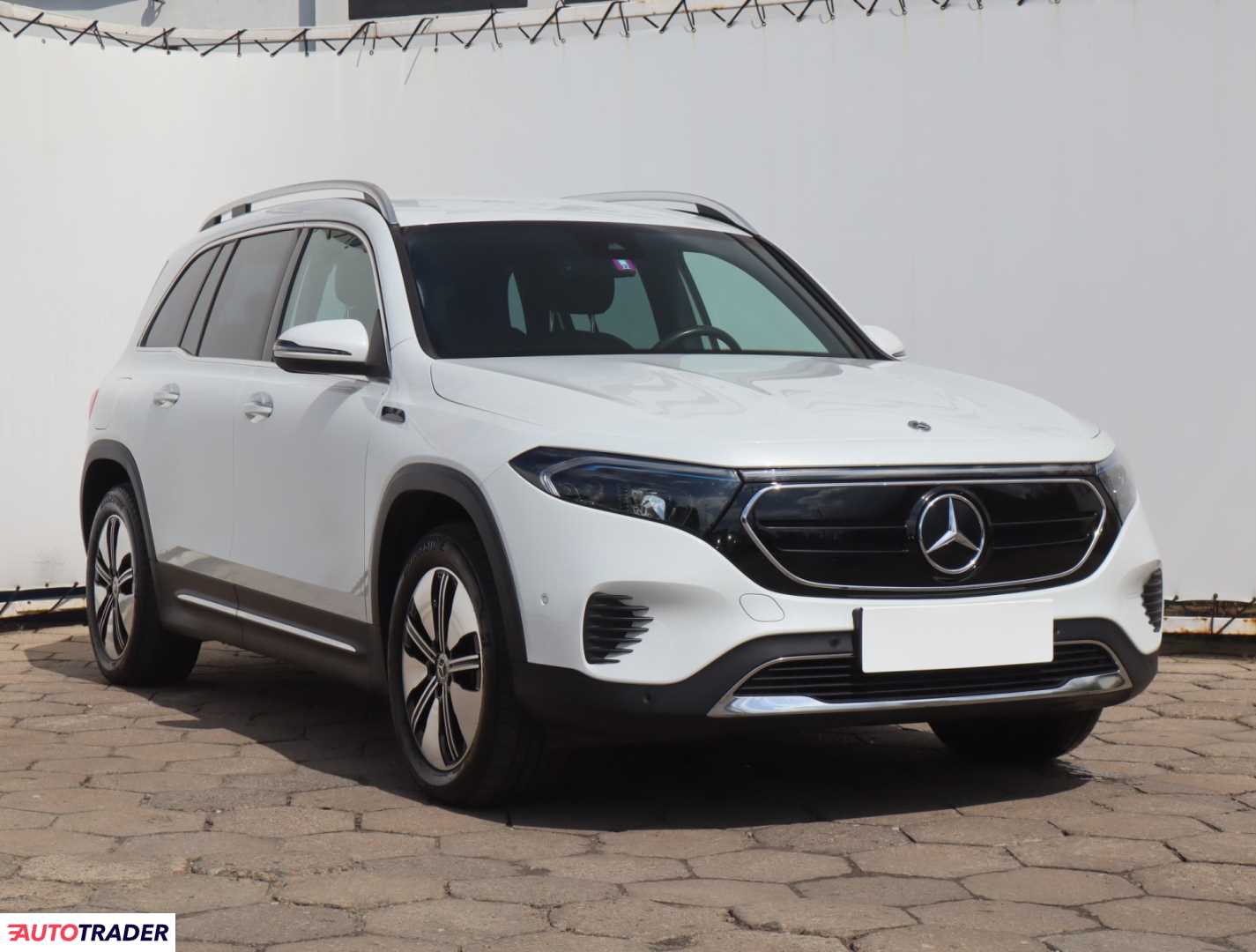Mercedes Pozostałe 2022 187 KM