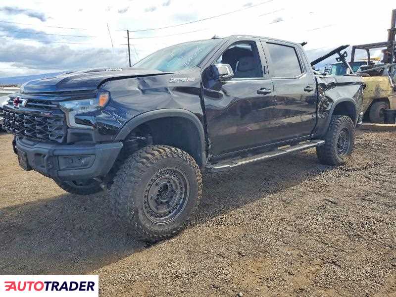 Chevrolet Silverado 2024 3