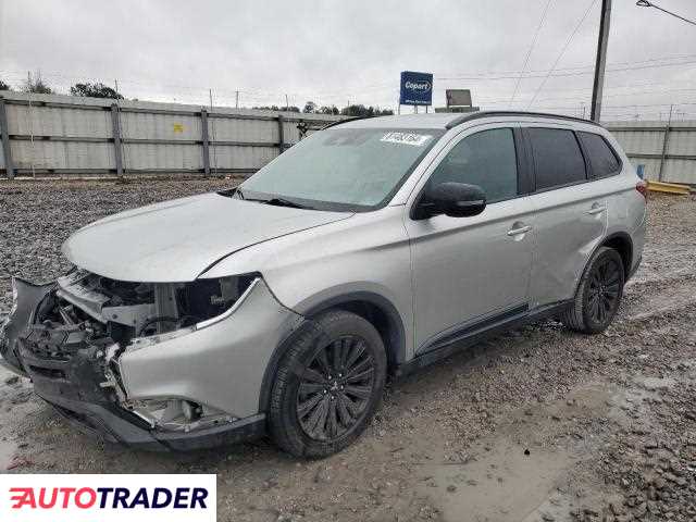 Mitsubishi Outlander 2.0 benzyna 2020r. (HUEYTOWN)