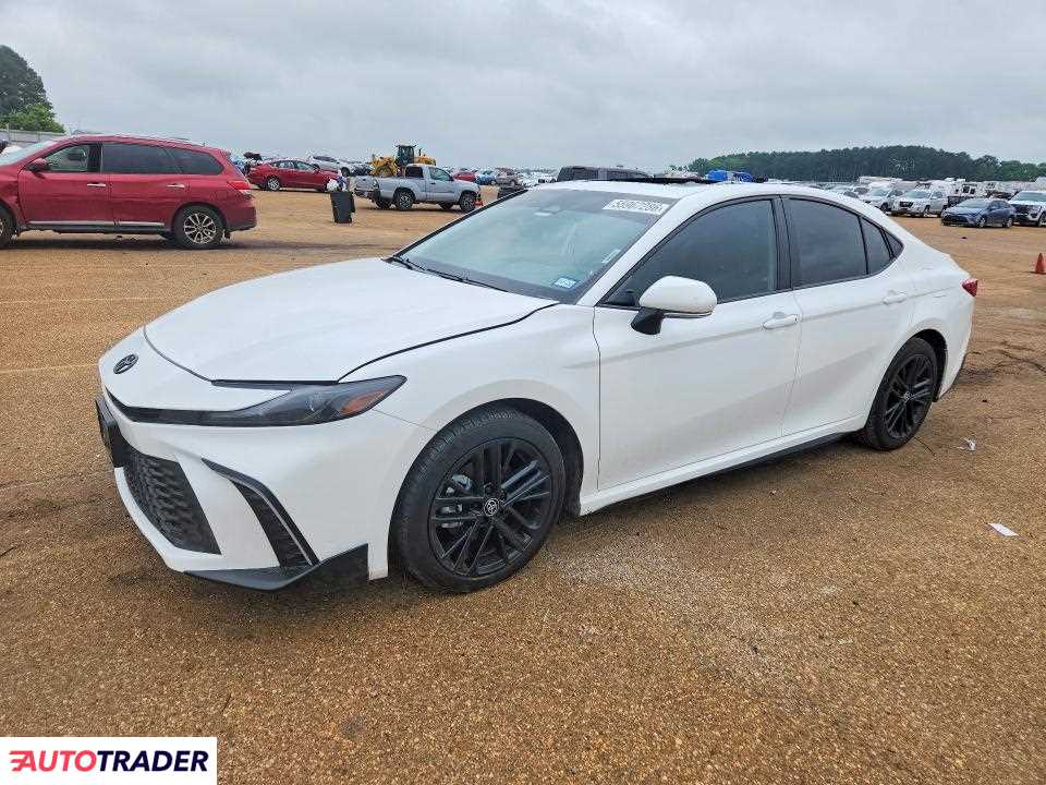 Toyota Camry 2025 2