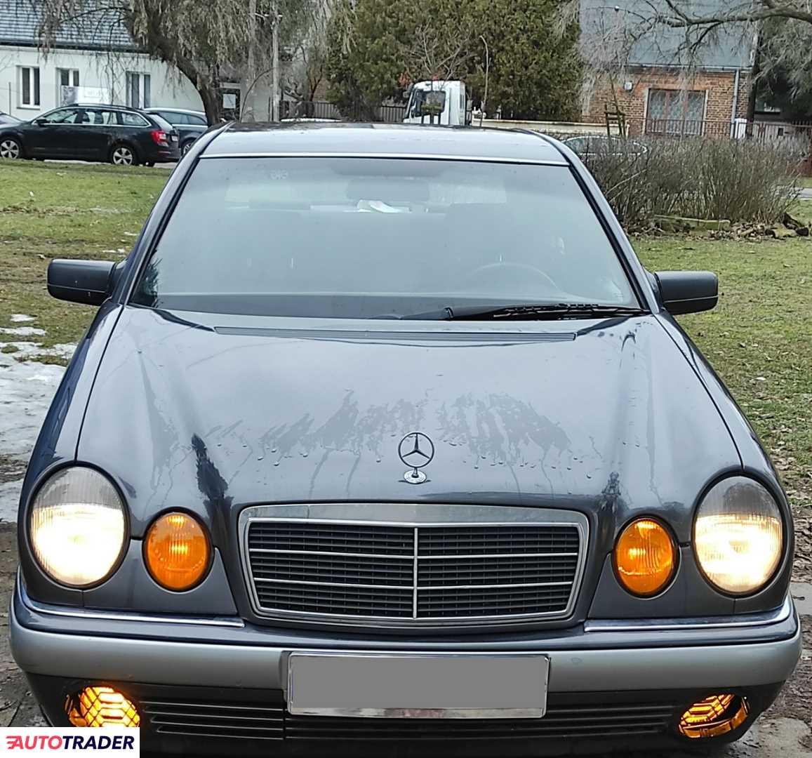 Mercedes E-klasa 1998 2.9 129 KM