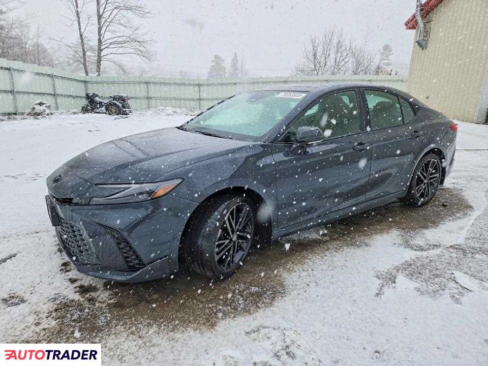 Toyota Camry 2025 2