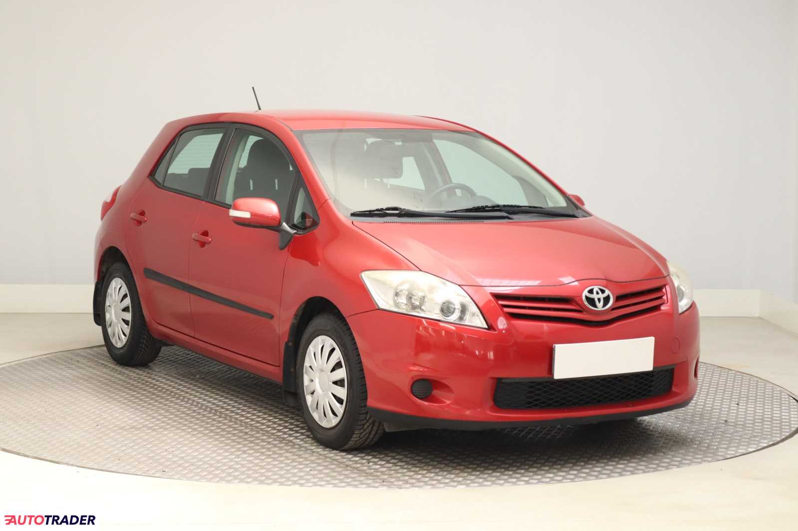 Toyota Auris 2012 1.3 97 KM
