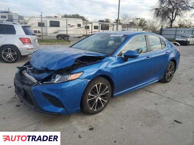 Toyota Camry 2.0 benzyna 2019r. (SACRAMENTO)