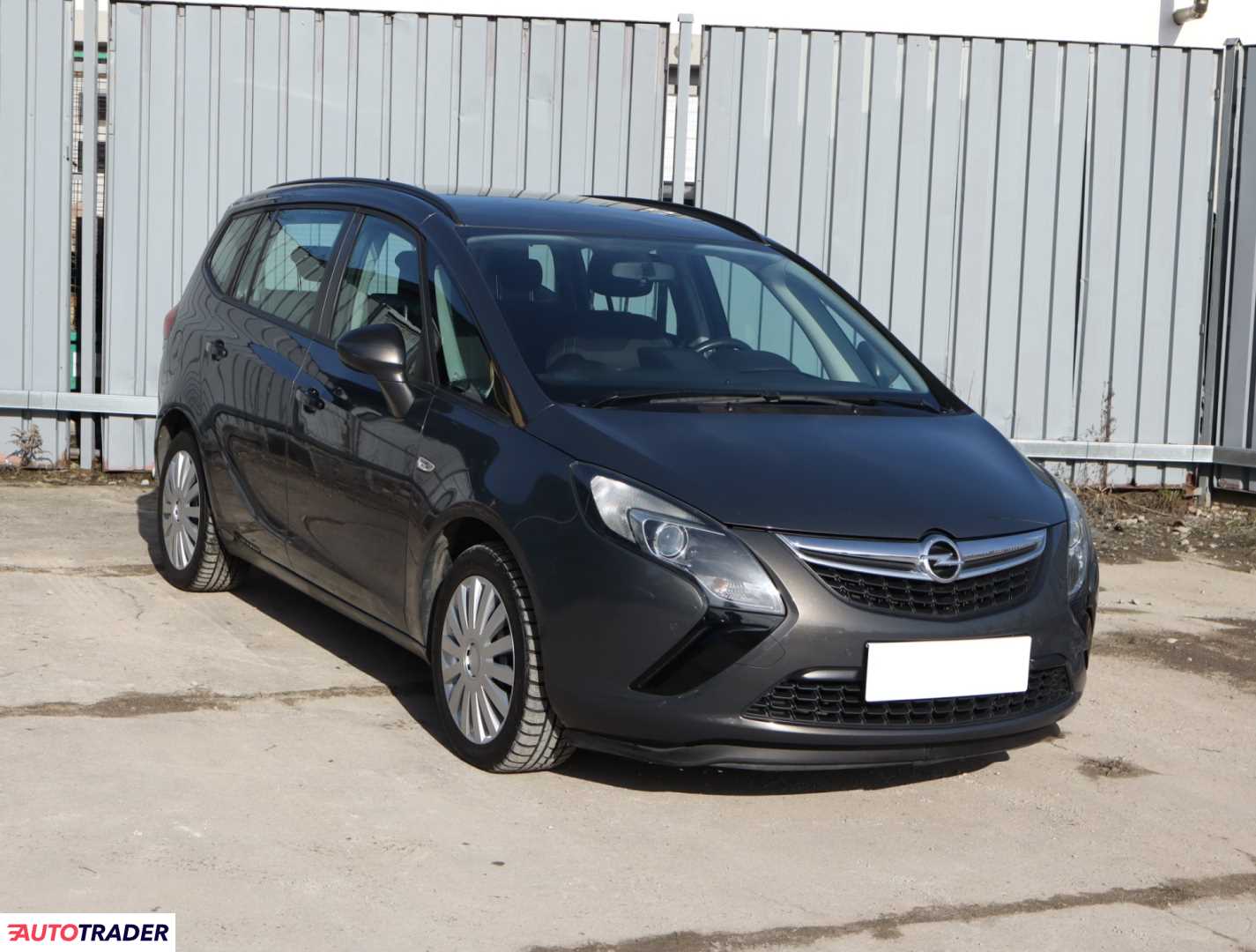 Opel Zafira Tourer 2013 2.0 128 KM