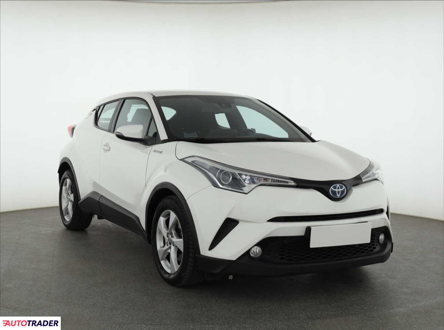Toyota C-HR 2019 1.8 120 KM