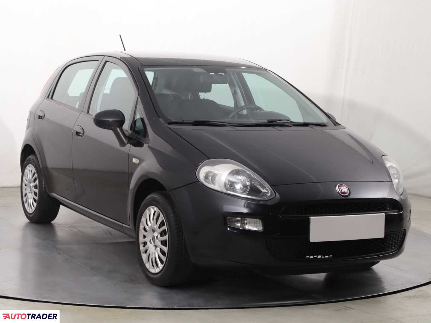 Fiat Punto 2016 1.4 76 KM