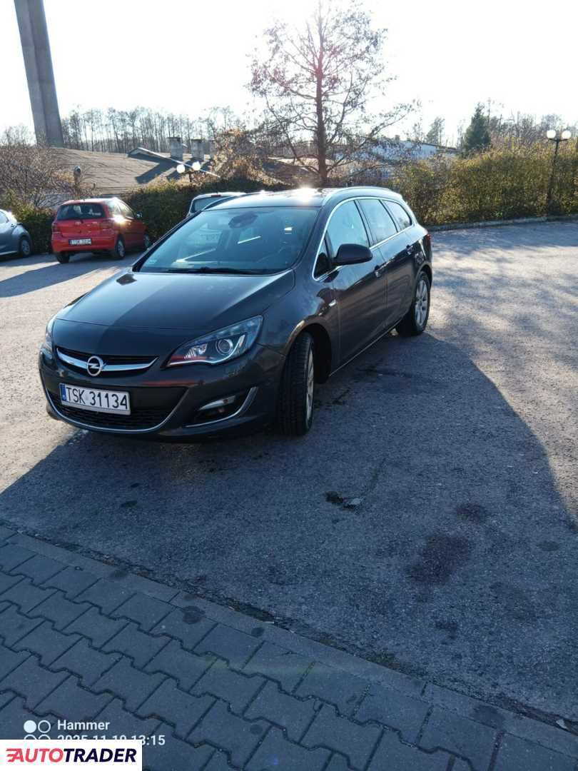 Opel Astra 2014 2 166 KM