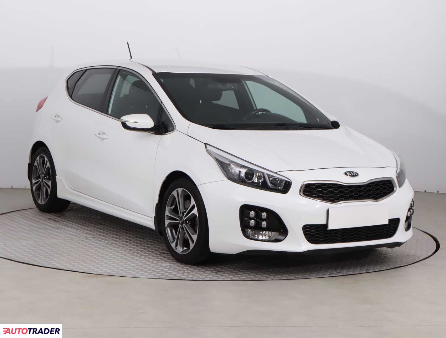Kia Ceed 2015 1.0 118 KM Kia Ceed 2015 1.0 118 KM