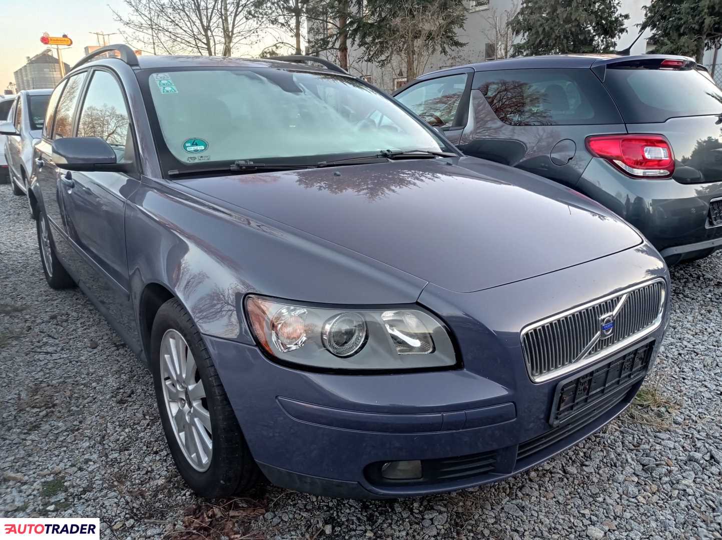 Volvo V50 2005 2.4 140 KM