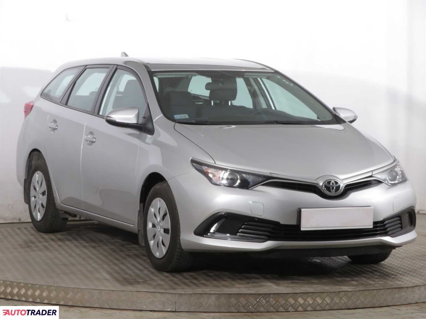 Toyota Auris 2018 1.6 130 KM Toyota Auris 2018 1.6 130 KM