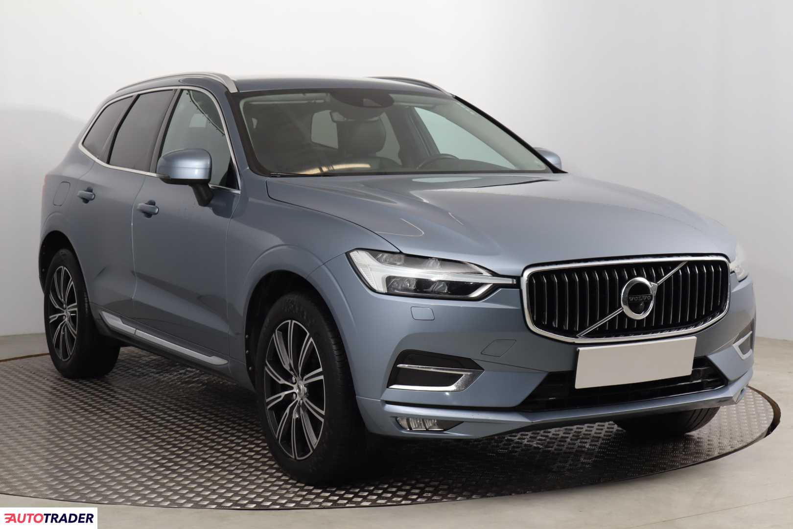 Volvo XC60 2018 2.0 187 KM