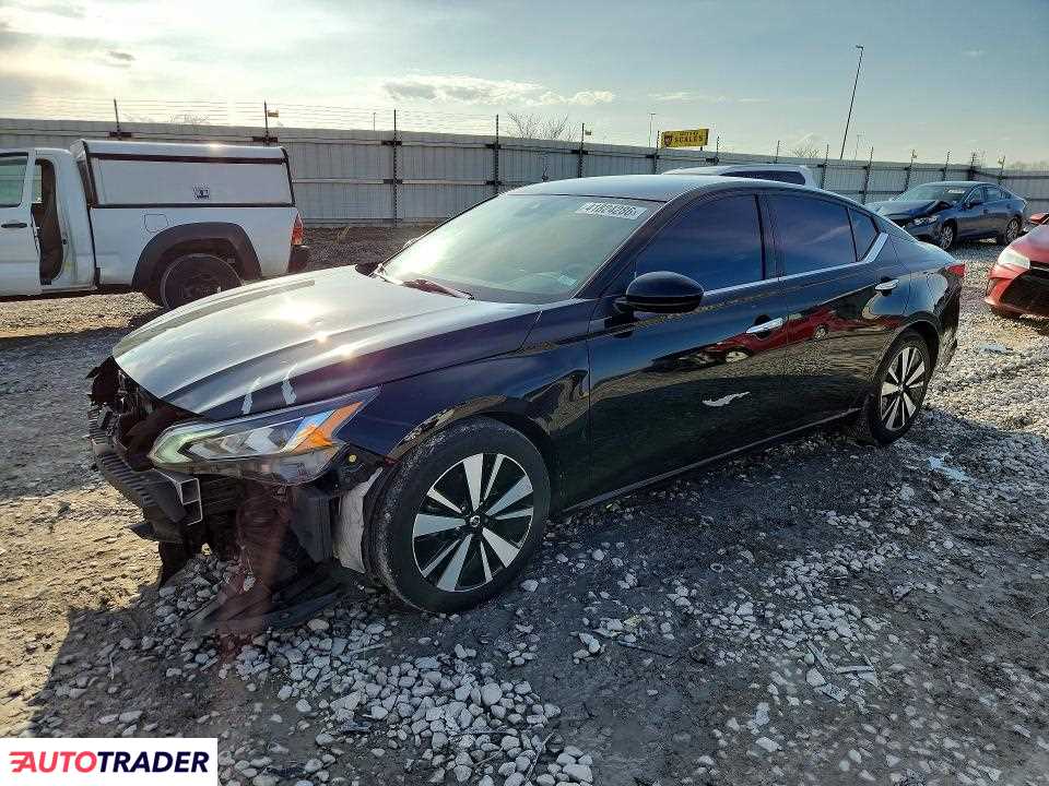 Nissan Altima 2021 2