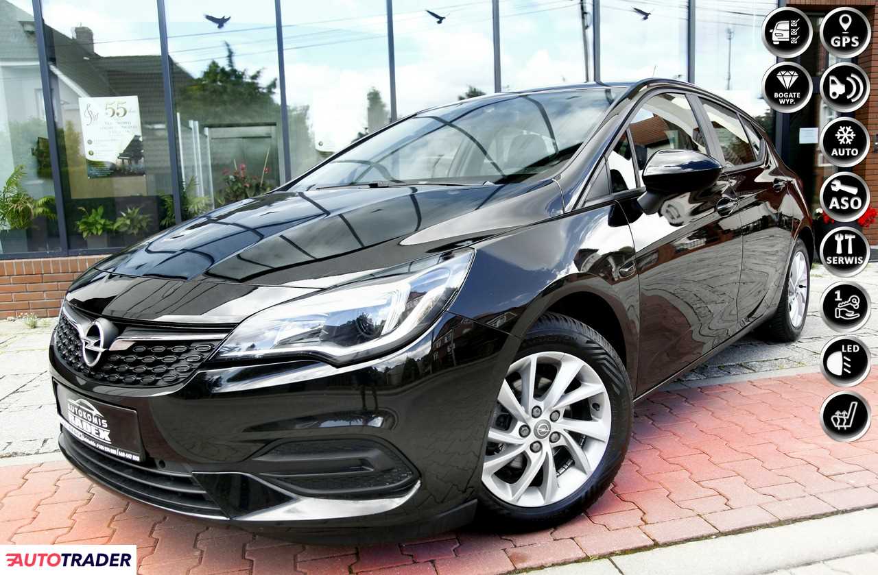 Opel Astra 2021 1.2 110 KM