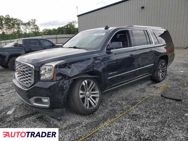 GMC Yukon 2019 6