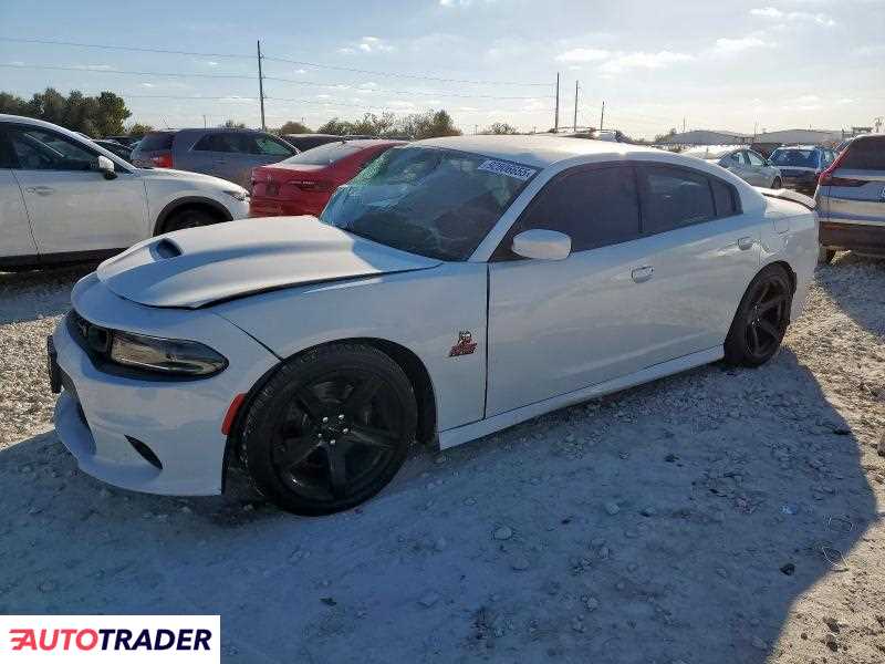 Dodge Charger 2019 6