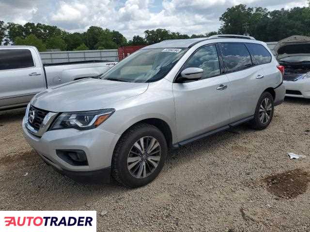 Nissan Pathfinder 3.0 benzyna 2018r. (THEODORE)