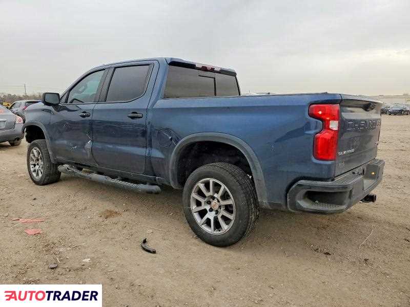 Chevrolet Silverado 2022 6