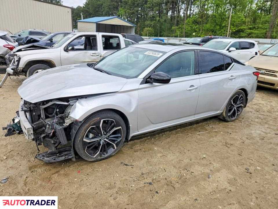 Nissan Altima 2024 2