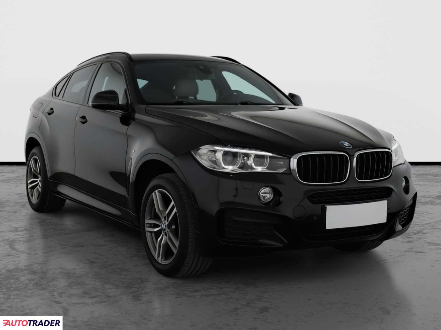 BMW X6 2017 3.0 254 KM