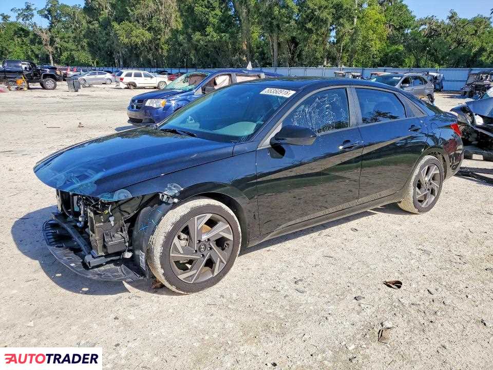 Hyundai Elantra 2025 2